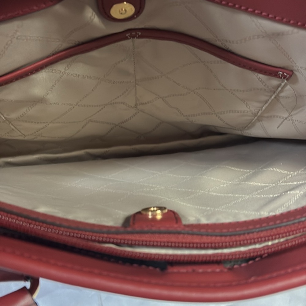 Michael Kors Sullivan Large Nylon Multifunction Top Zip Tote Brandy Red - Picture 6 of 12